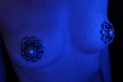 Nippel Cover Blume Schwarz Pink