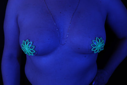 Nippel Cover Blume Schwarz