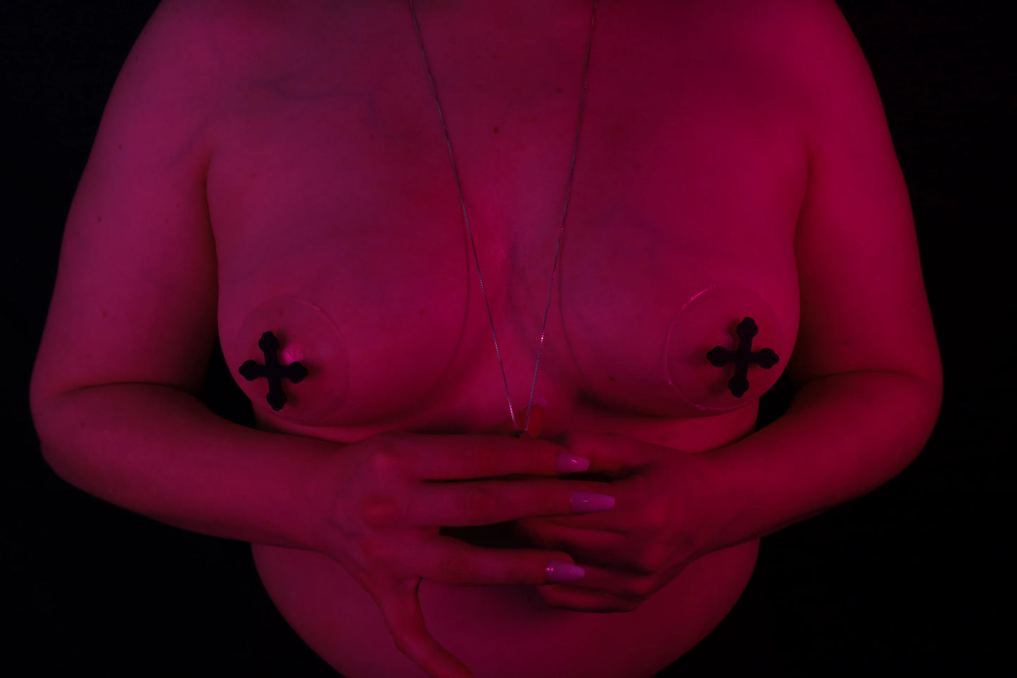 Nippel Cover Kreuz Schwarz