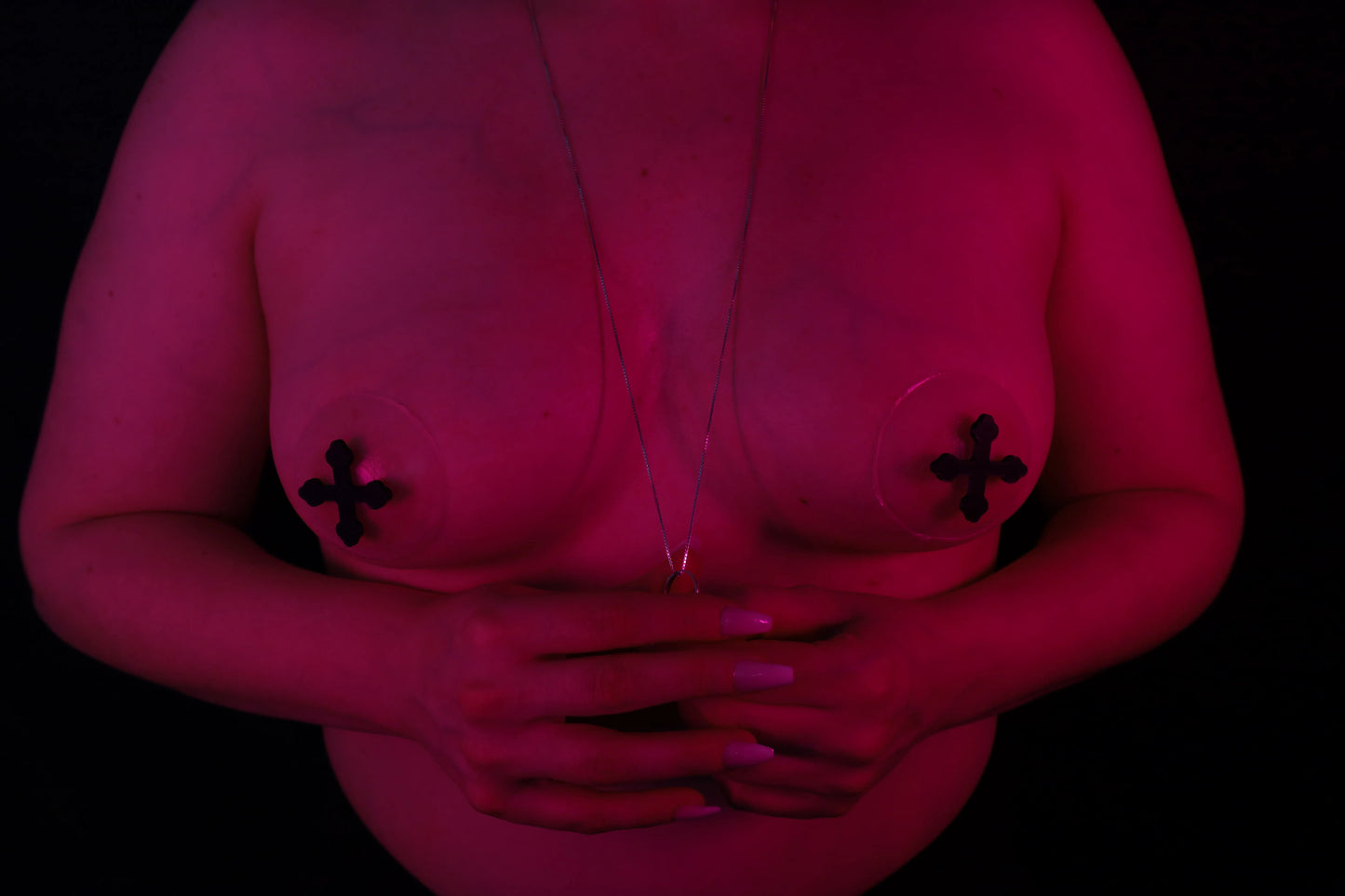 Nippel Cover Kreuz Schwarz