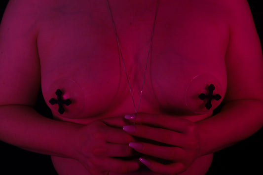 Nippel Cover Kreuz Schwarz