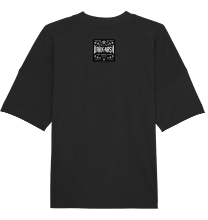 Schwarzes Oversize T-Shirt, Rückseite mit kleinem DarkxNash Logo im oberen Bereich, schlichtes Design ohne weitere Elemente.